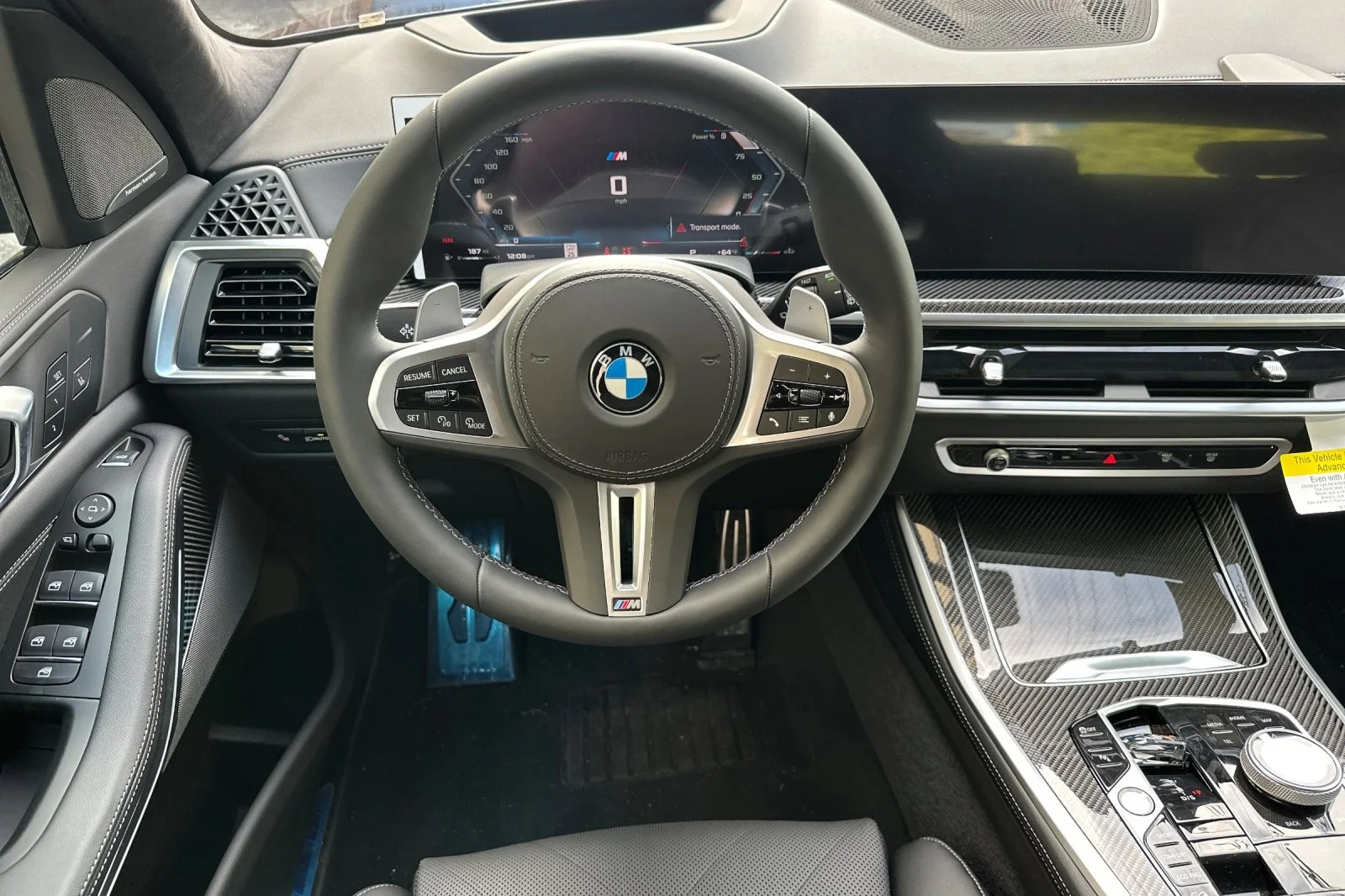 New 2026 Tanzanite Blue II Metallic BMW M60i image 13