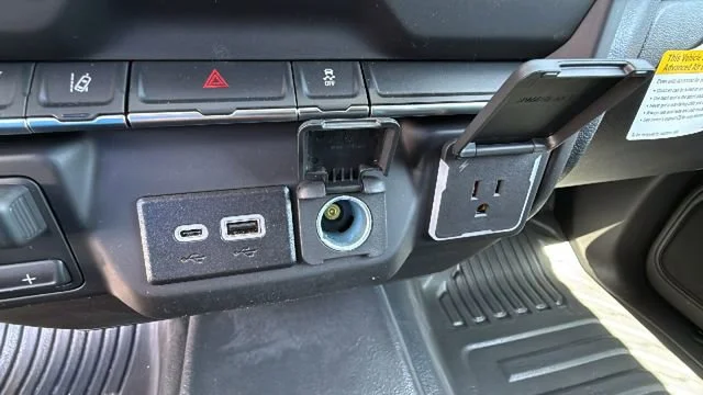 2026 GMC Sierra 3500HD Pro - Photo 18