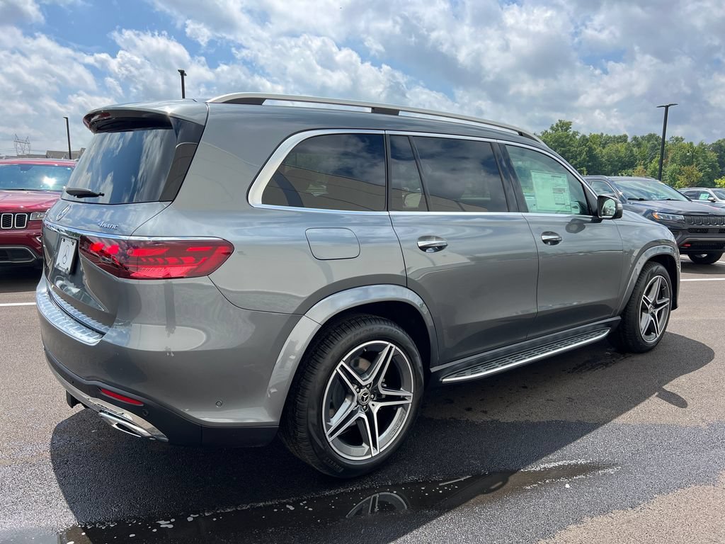 New 2026 Selenite Grey Metallic Mercedes-Benz GLS 450 image 47