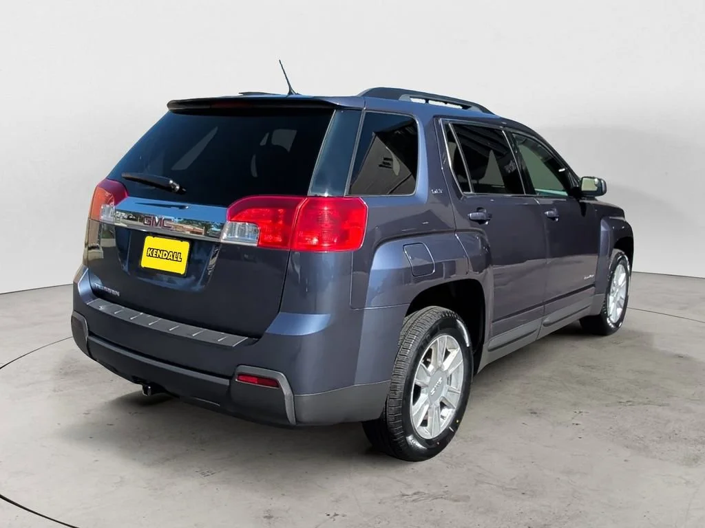 Used 2013 Atlantis Blue Metallic GMC SLT image 5