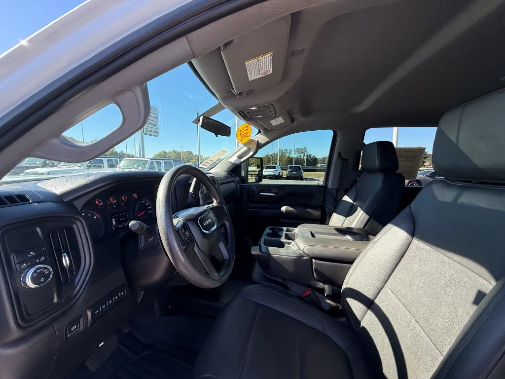 Used 2022 White GMC Pro image 19