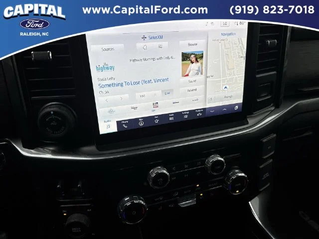 Used 2023 Black Ford XLT image 26