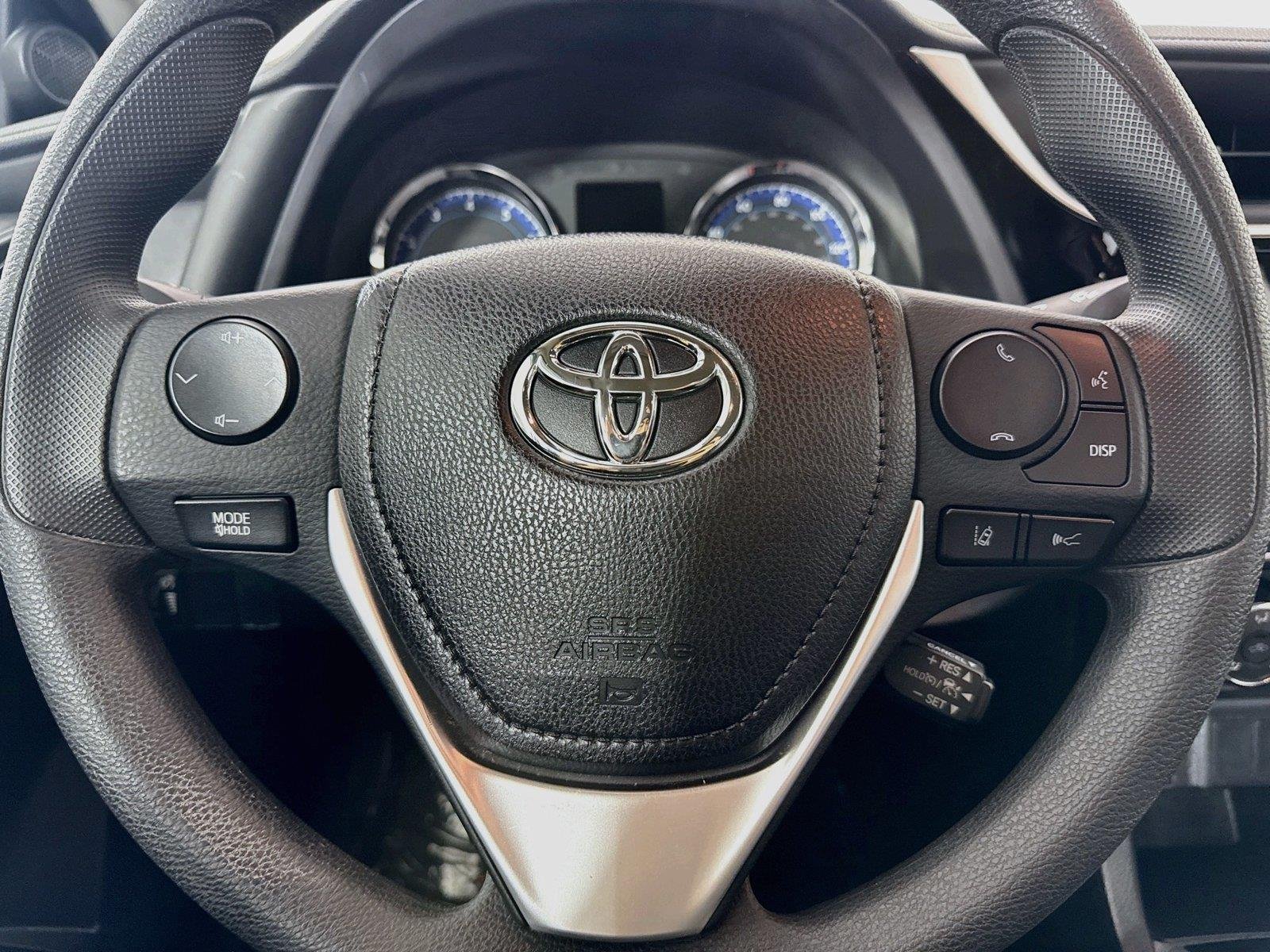 Used 2018 Super White Toyota L image 14