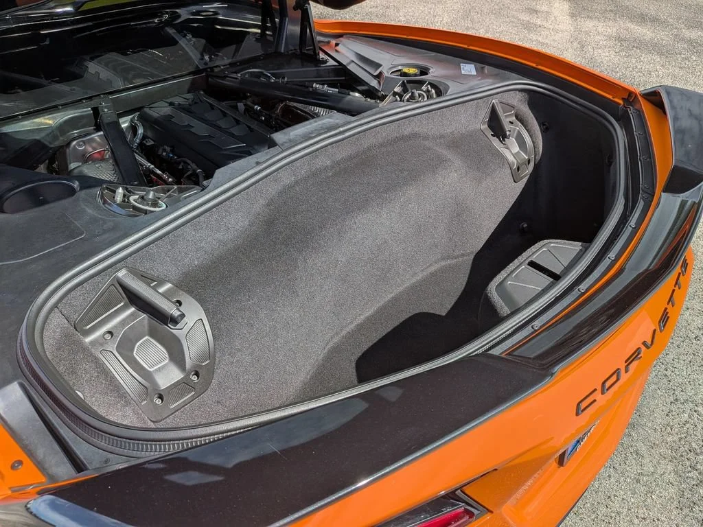 Used 2023 Amplify Orange Tintcoat Chevrolet 1LT image 17