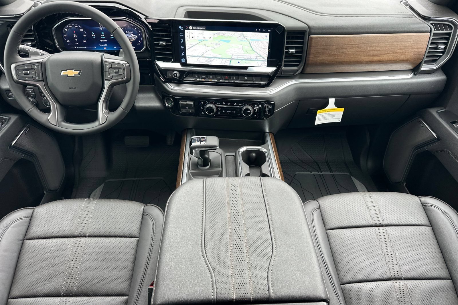New 2026 Polar White Tricoat Chevrolet High Country image 13