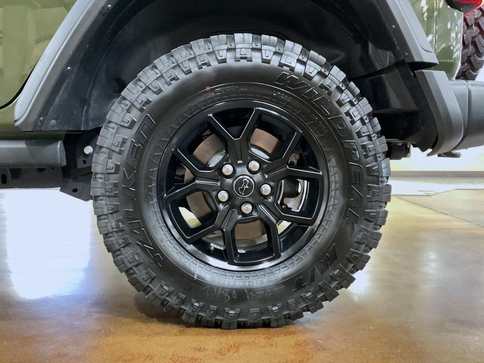 Used 2024 Green Jeep Sport image 22