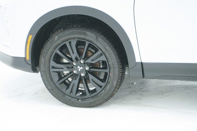New 2026 White Diamond Mitsubishi LE 1.5T S-AWC image 11