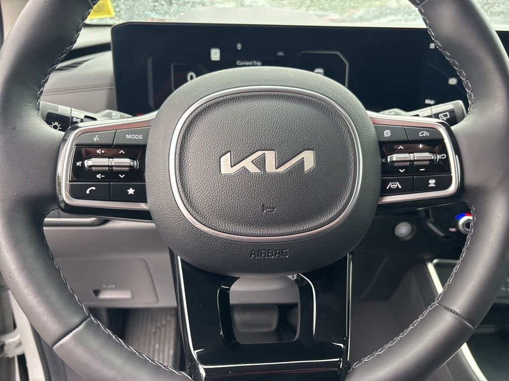 Certified Used 2025 White Kia SX Prestige image 32
