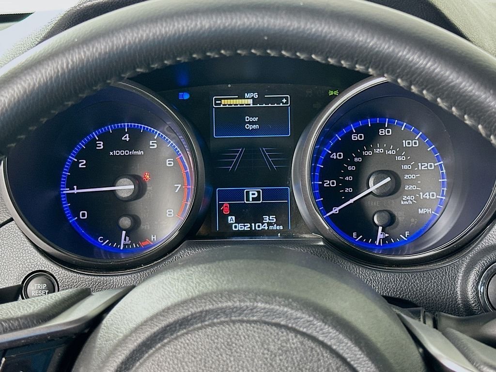 Used 2018 Silver Subaru 2.5i image 12