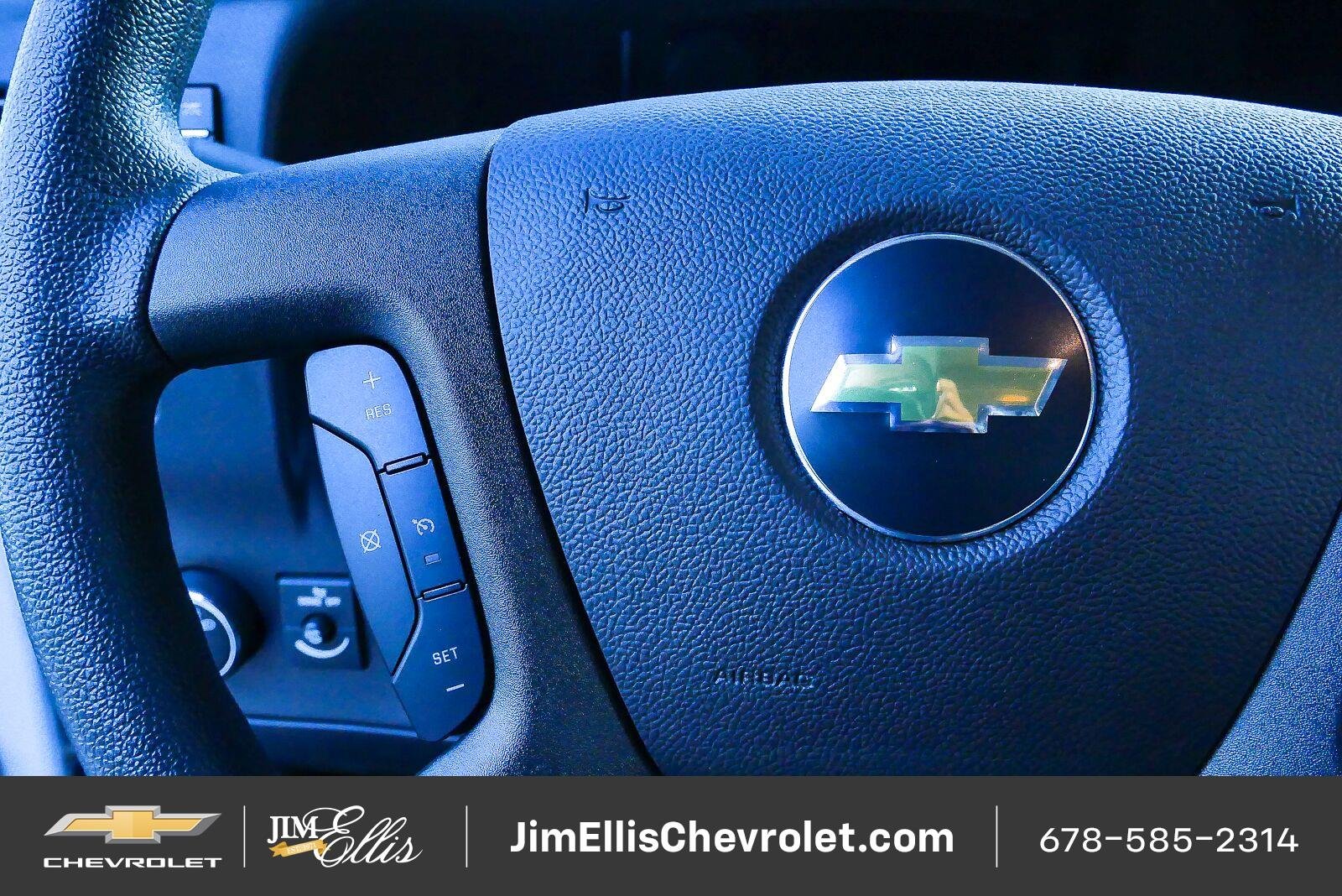 2025 Chevrolet Express Cargo Work Van - Photo 10