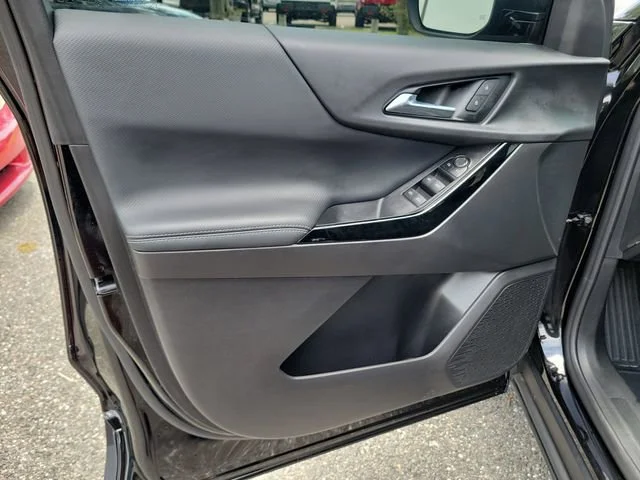 2025 Chevrolet Equinox LT - Photo 20