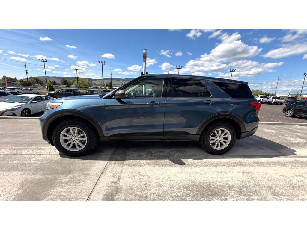 Used 2020 Blue Metallic Ford Base image 4