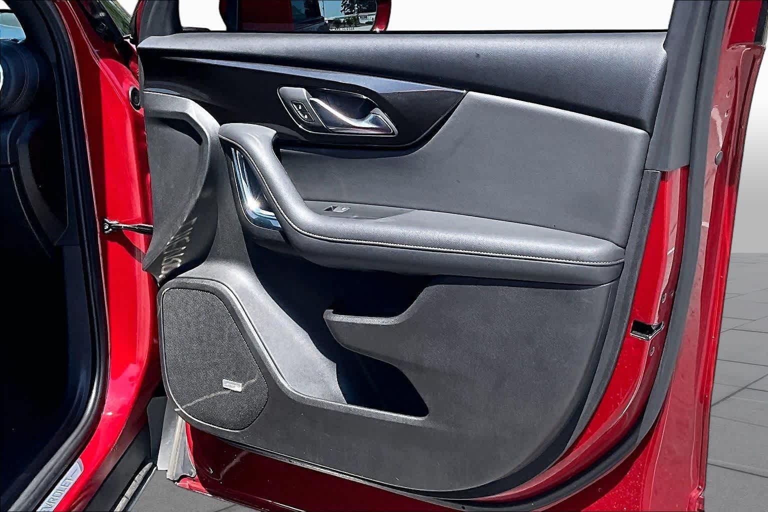 Used 2019 Cajun Red Tintcoat Chevrolet Premier image 23