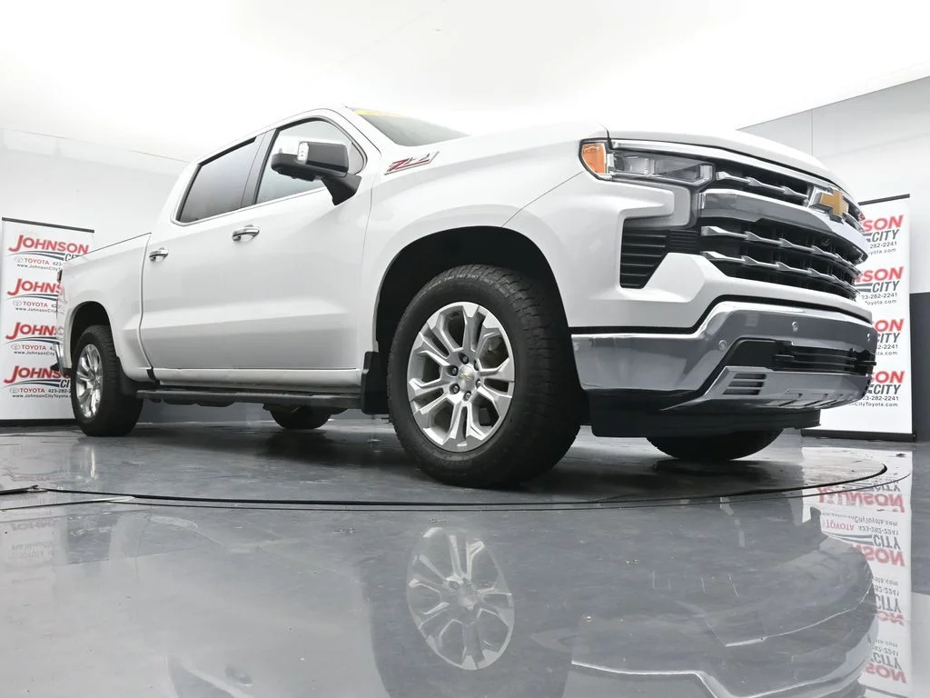 Used 2023 White Chevrolet LTZ image 34