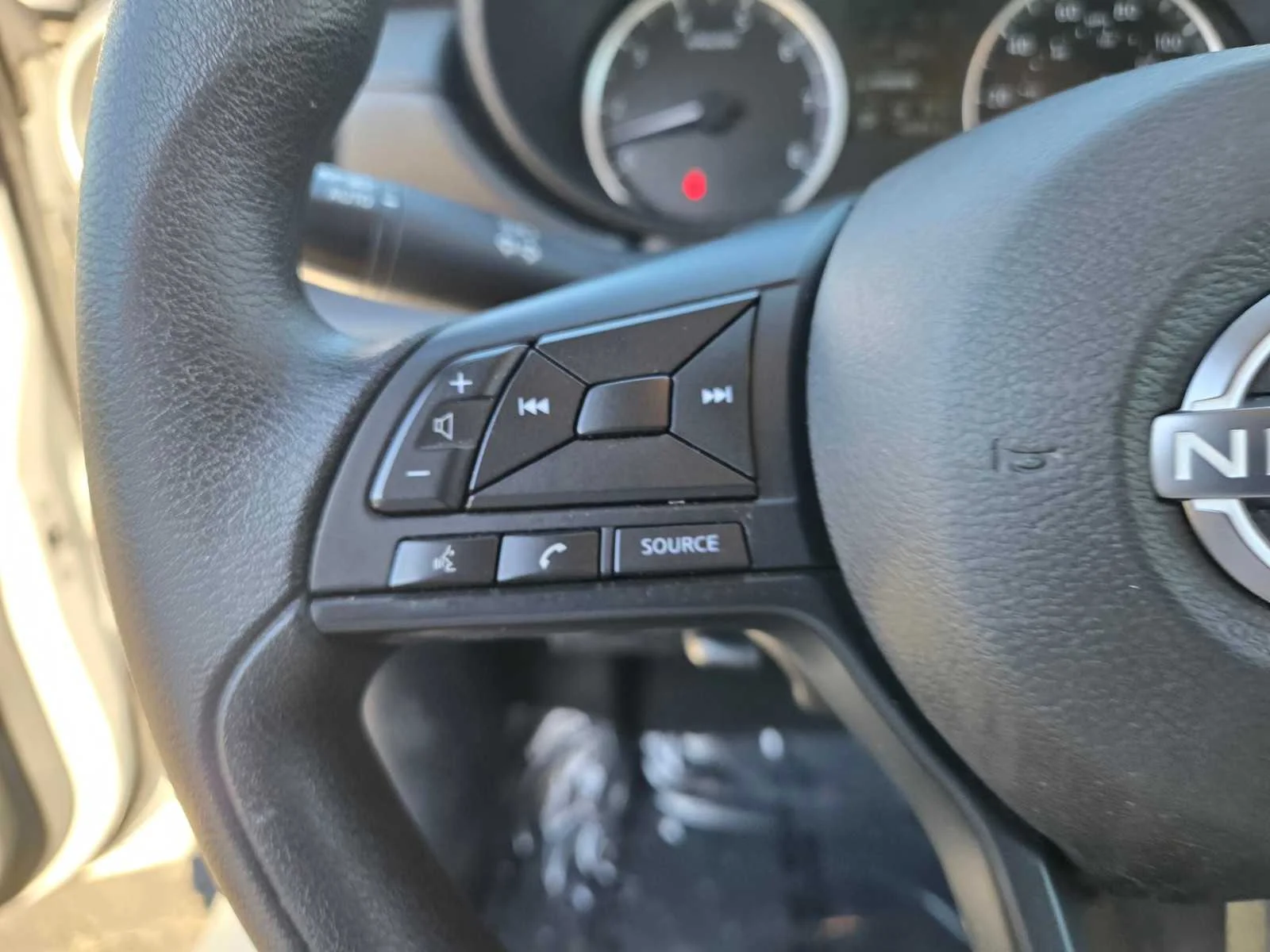 Used 2024  Nissan S image 26