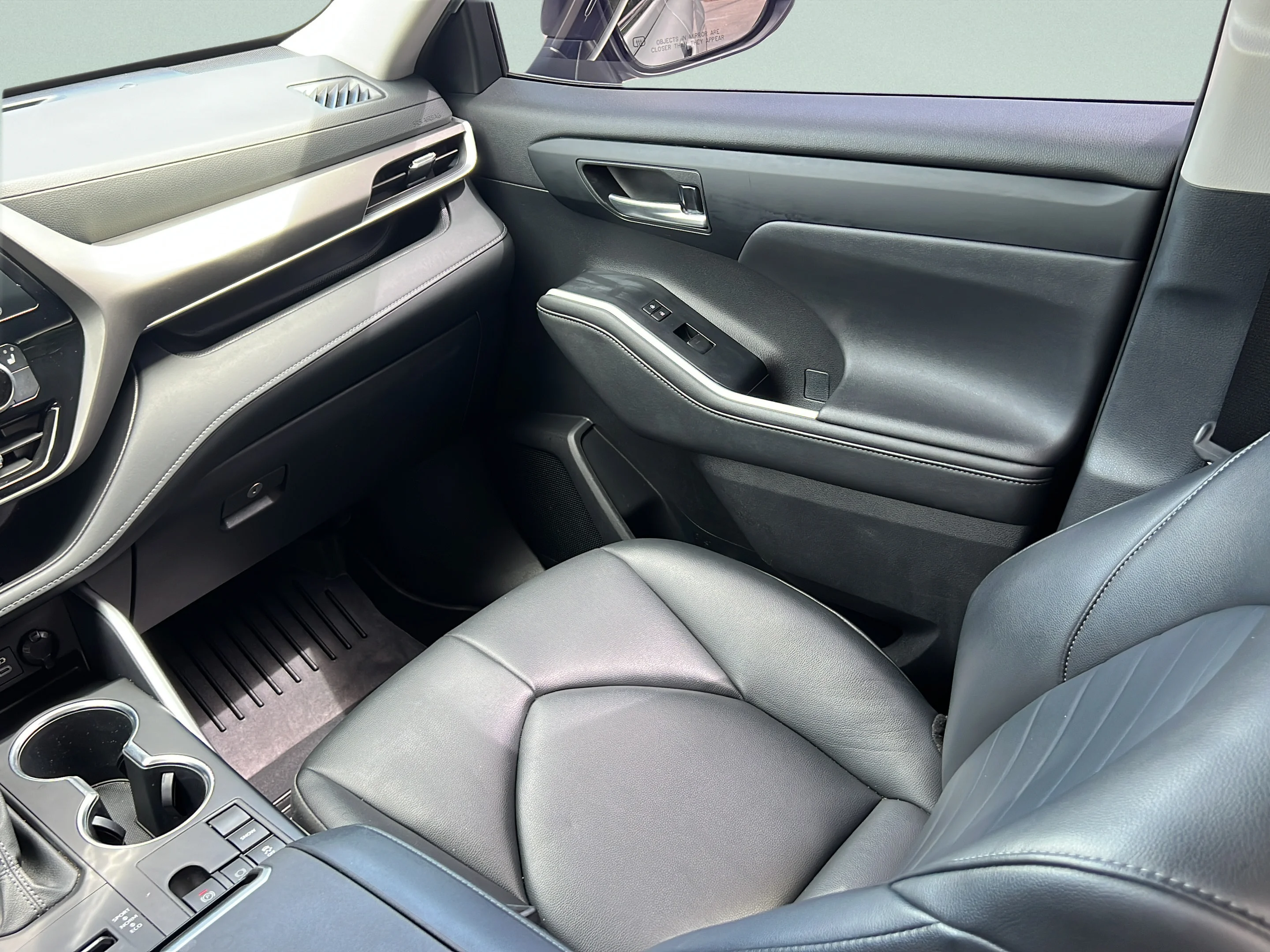 Used 2024 Celestial Silver Metallic Toyota LE image 13