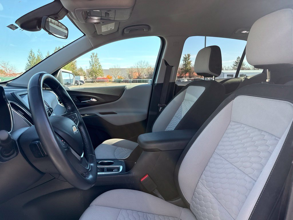 Used 2020 Summit White Chevrolet LT image 9