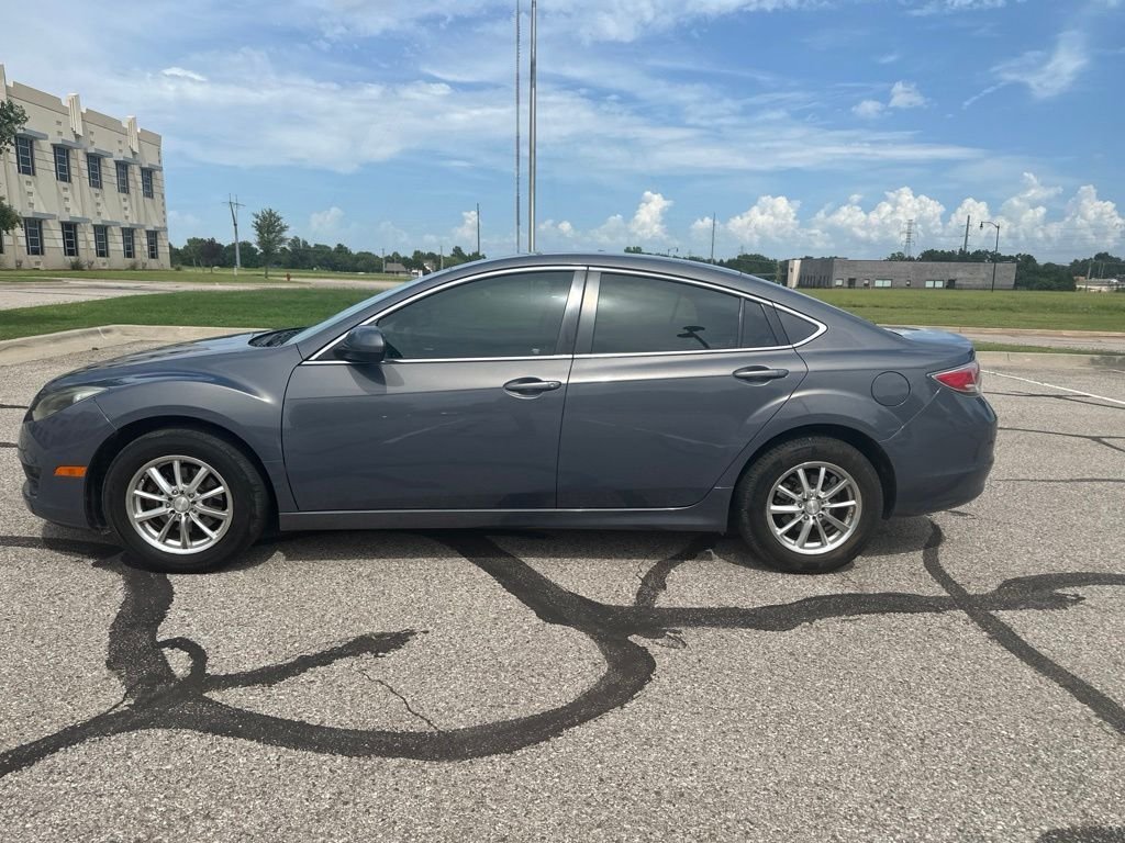 Used 2011 Gray Mazda i Sport image 8