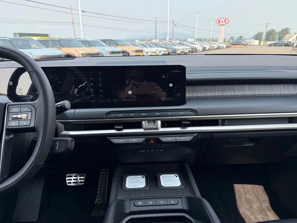 New 2027 Midnight Lake Blue Kia SX-Prestige image 25