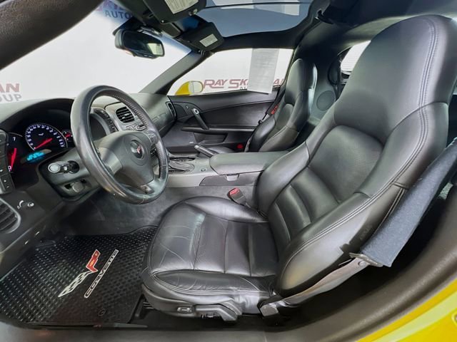 Used 2007 Velocity Yellow Tintcoat Chevrolet 2DR CPE image 8