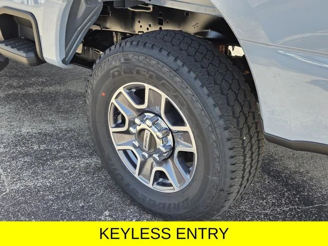 New 2026 Glacier Gray Metallic Tri-Coat Ford F-250® Lariat® image 7