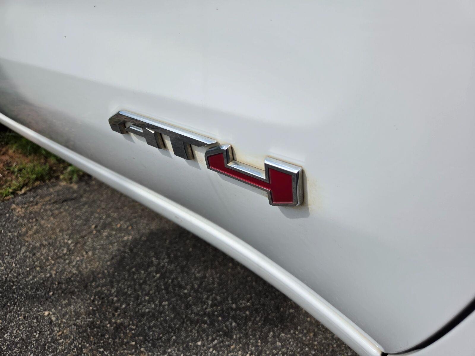 Used 2021 SUMMIT WHITE GMC AT4 image 6