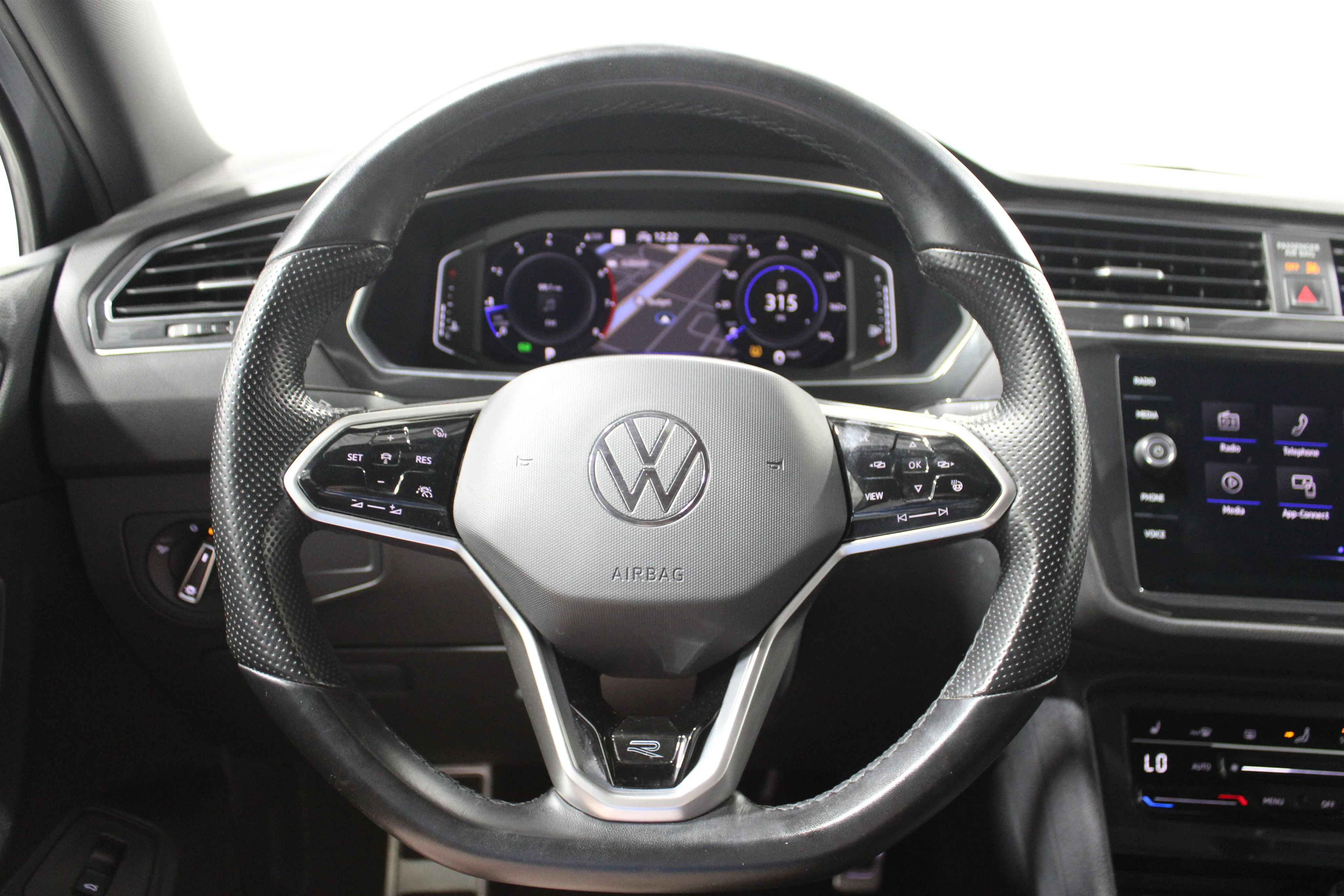 Used 2022 Gray Volkswagen SEL R-Line image 9