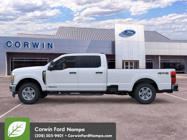 New 2026 Oxford White Ford XLT image 4