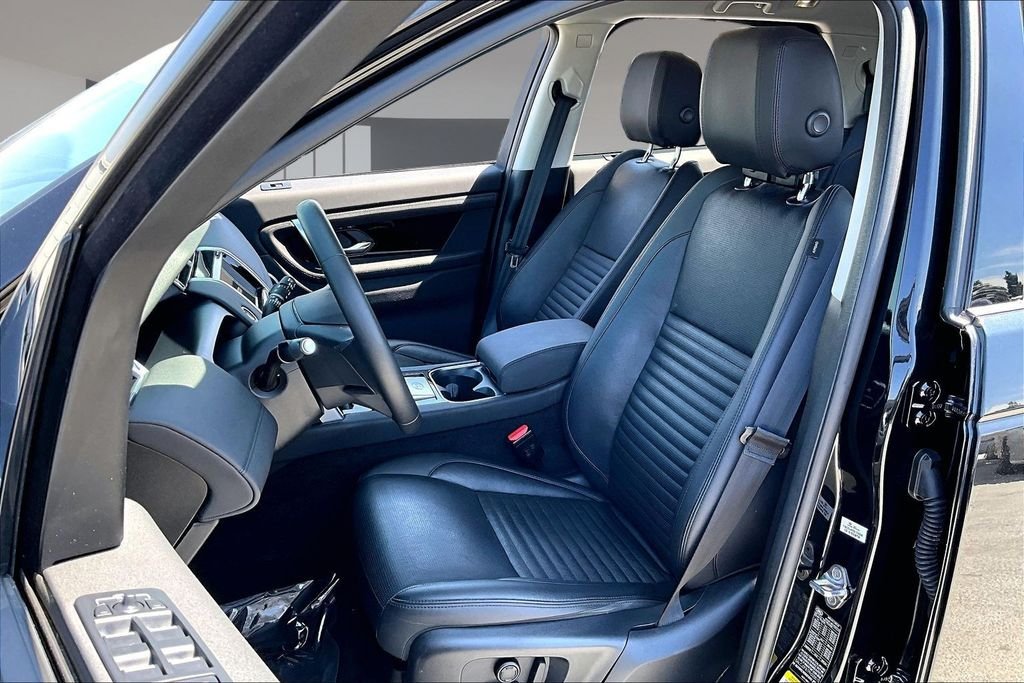 Used 2023 Santorini Black Metallic Land Rover S image 19