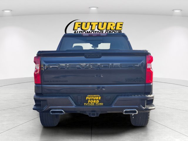Used 2023 Gray Chevrolet High Country image 5