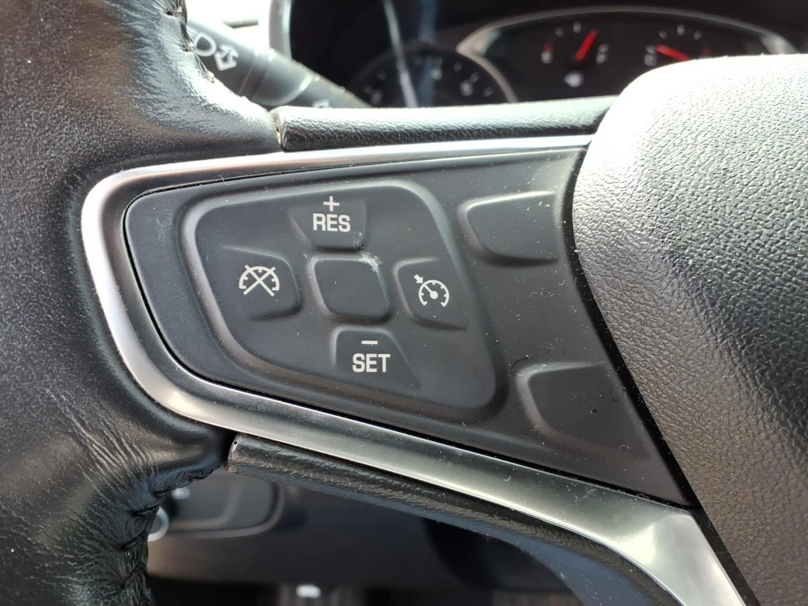Used 2019 Cajun Red Tintcoat Chevrolet LT image 19