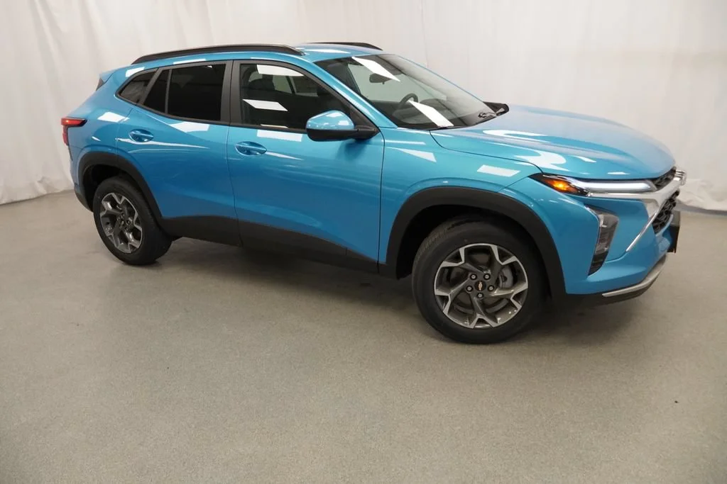 New 2026 Marina Blue Metallic Chevrolet LT image 5