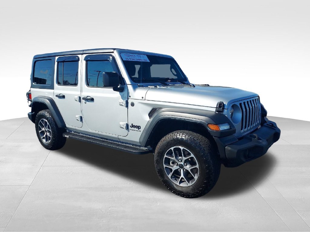 Used 2024 Silver Jeep Sport S image 7