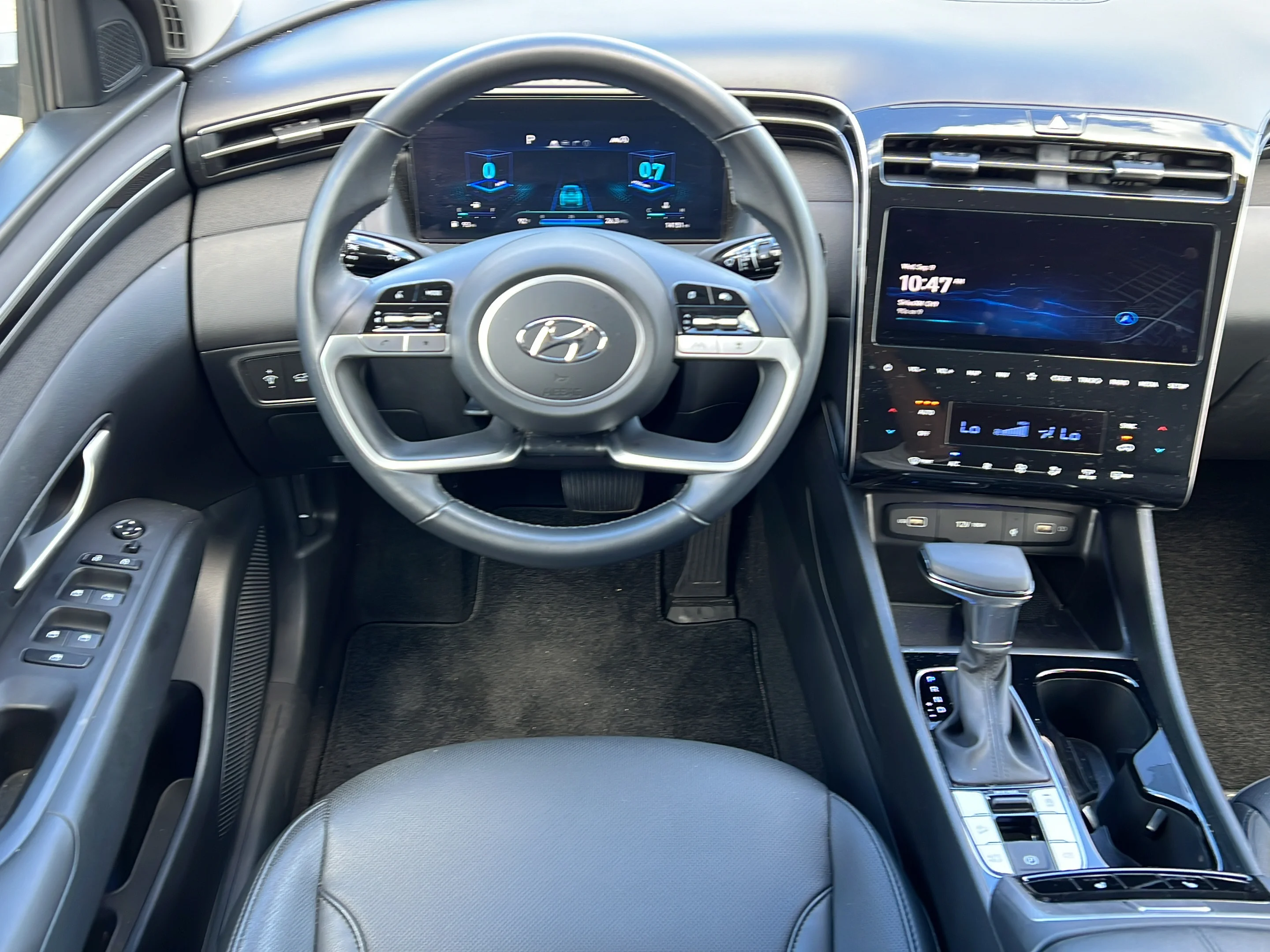 Used 2024 Hampton Gray Hyundai SEL image 15