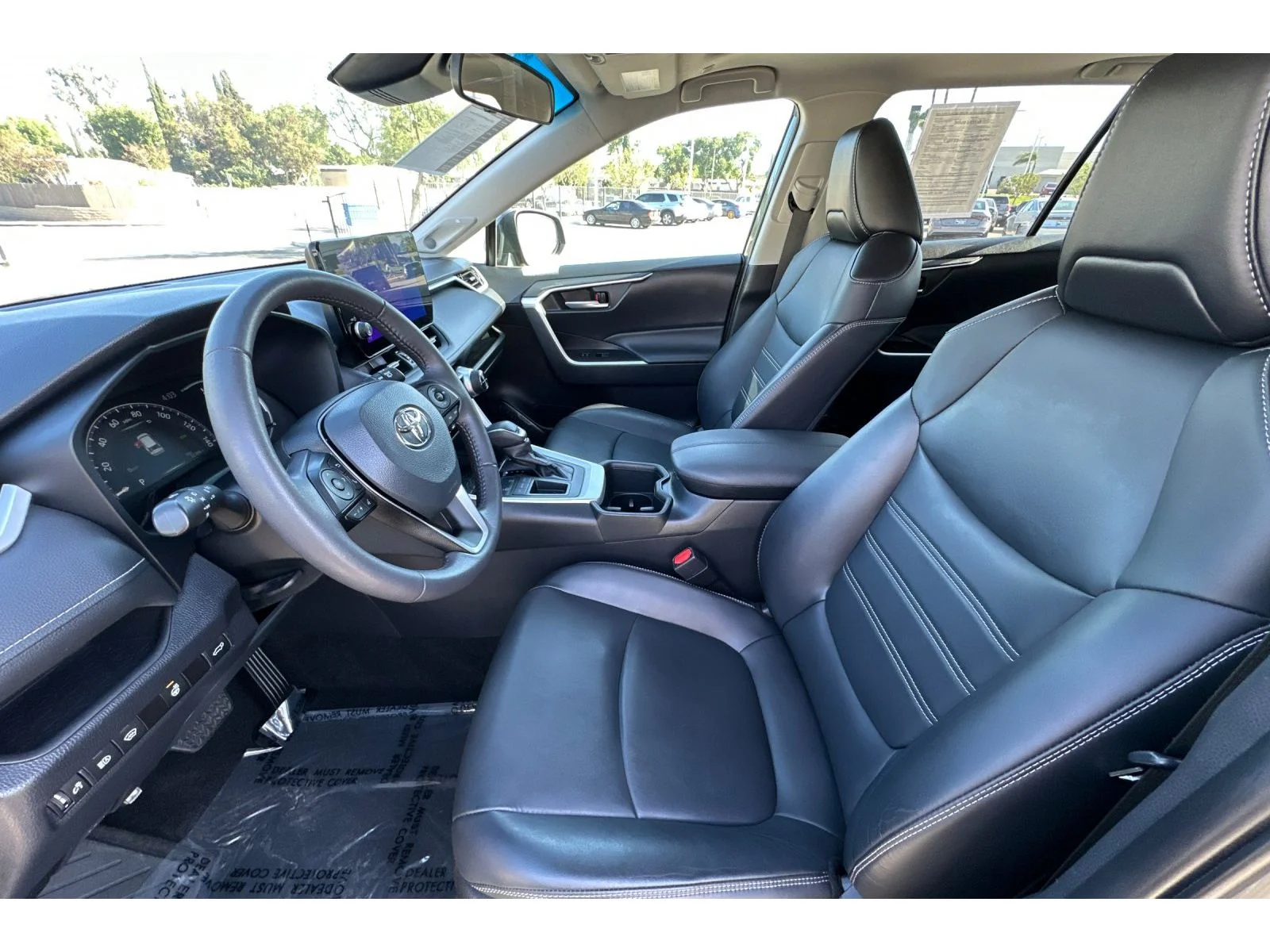 Used 2023 Magnetic Gray Metallic Toyota XLE Premium image 10