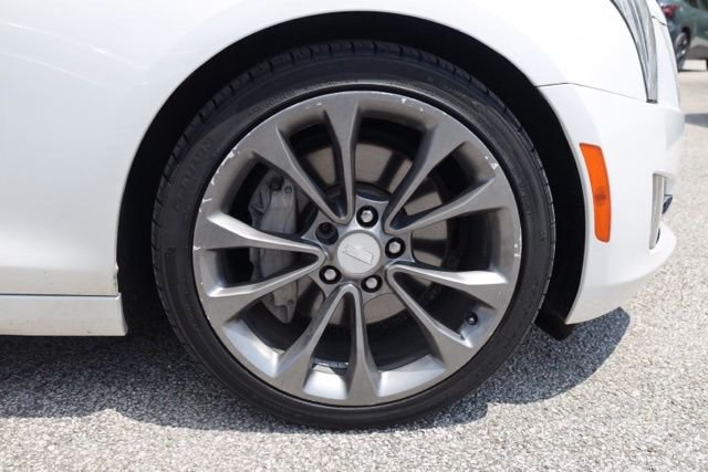 Used 2016 Crystal White Cadillac 2.0L Turbo Luxury image 14