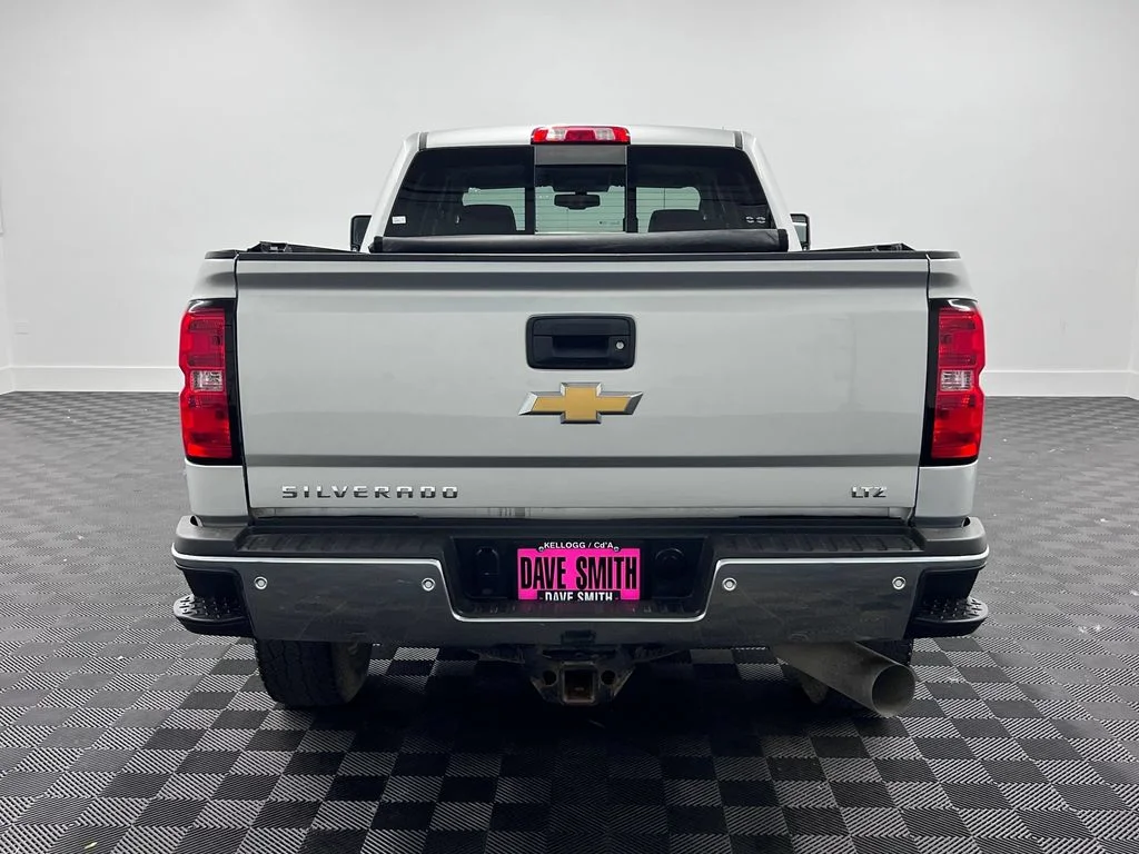 Used 2017 Silver Ice Metallic Chevrolet LTZ image 10
