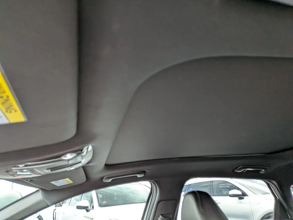 Used 2023 White Pearl Kia GT-Line image 15