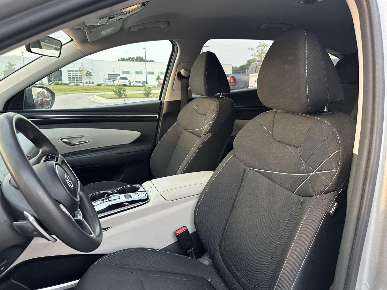 Used 2022 Shimmering Silver Hyundai Blue image 9