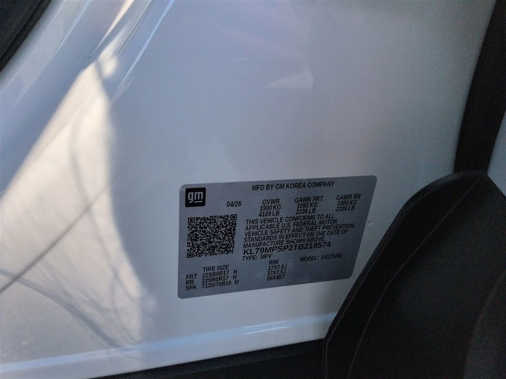 New 2026 Summit White Chevrolet LT image 57