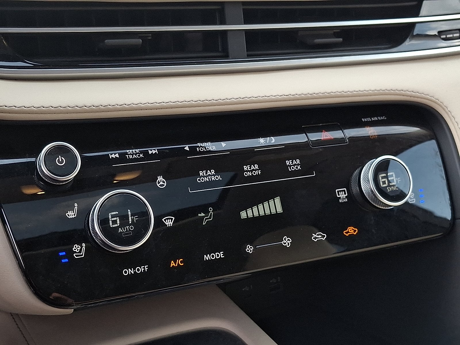 2022 INFINITI QX60 LUXE - Photo 16