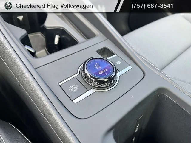 New 2026 White Volkswagen 2.0T SE R-Line Black image 44