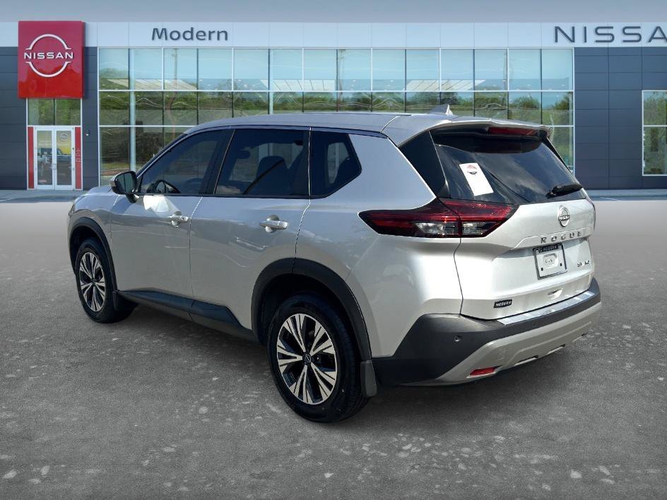 Used 2023 Brilliant Silver Metallic Nissan SV image 7