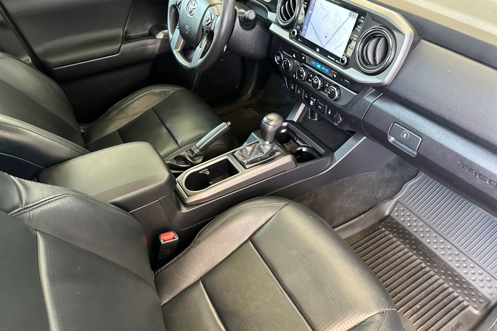 Used 2021  Toyota TRD Off-Road image 15