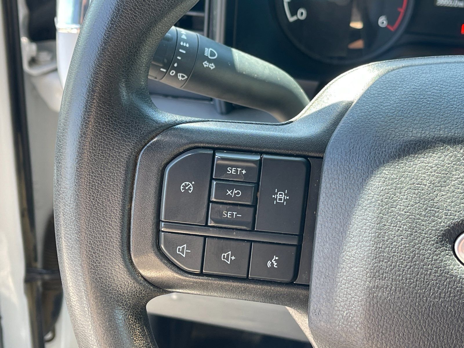 Used 2023 White Ford XL image 21