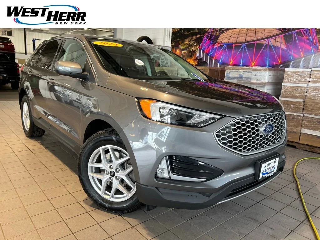 2024 Ford Edge SEL AWD's photo