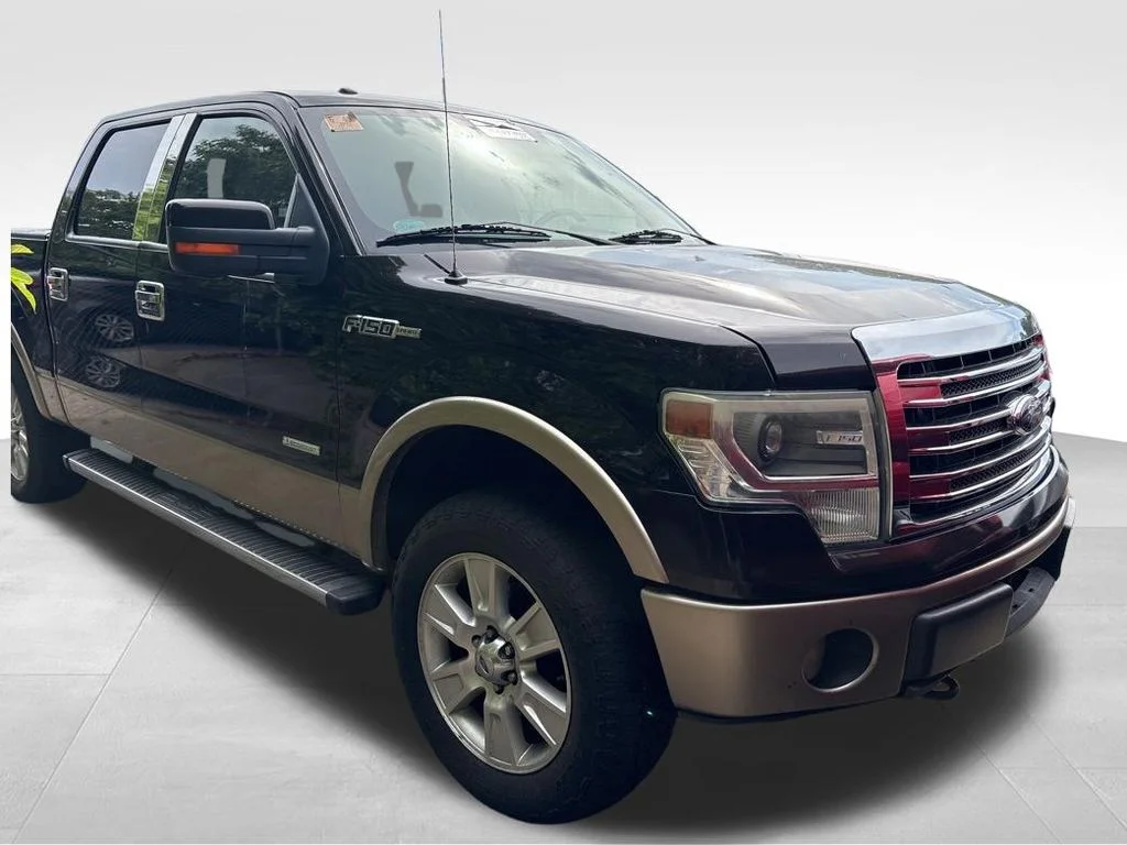 Used 2013  Ford Lariat image 12