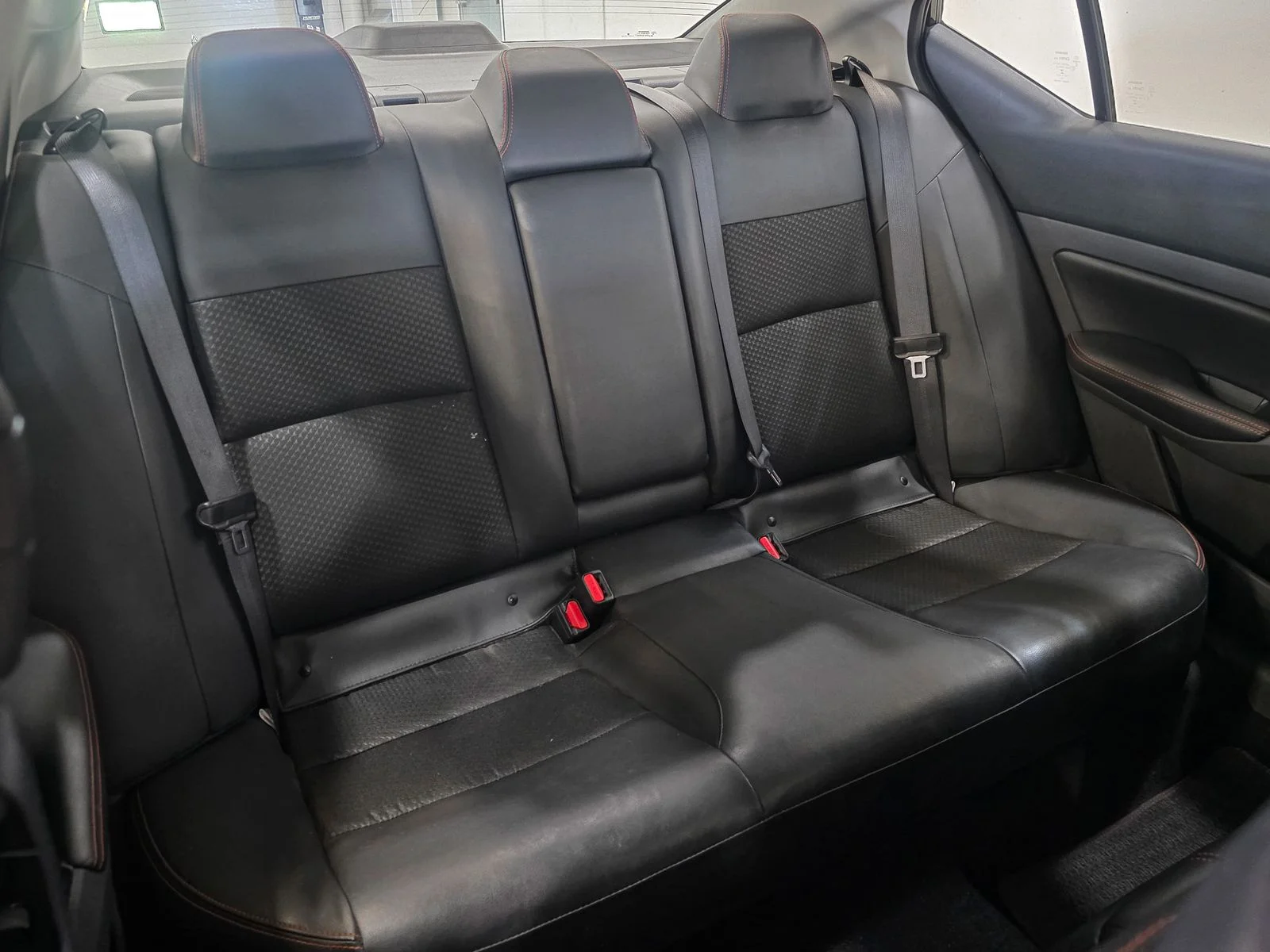 Used 2025 Black Nissan 2.5 SR image 22