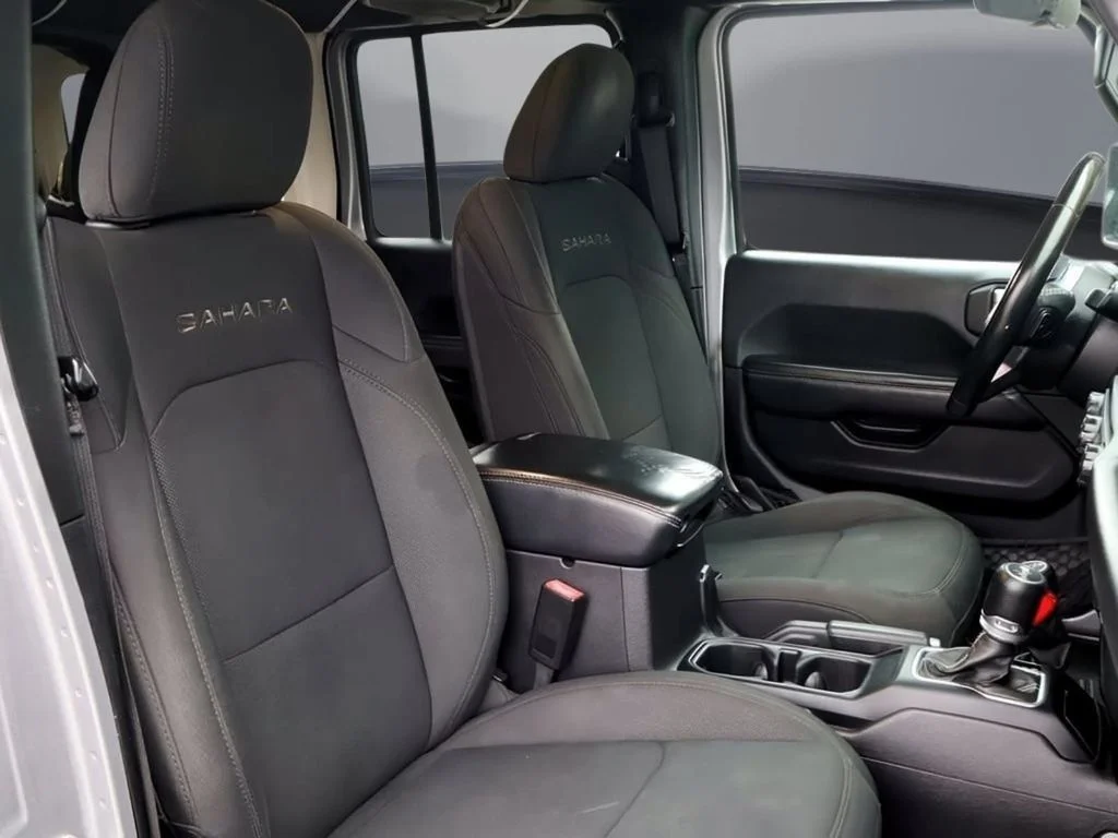 2020 Jeep Wrangler Unlimited Sahara - Photo 22