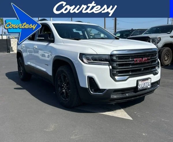 2023 GMC Acadia AT4 AWD's photo
